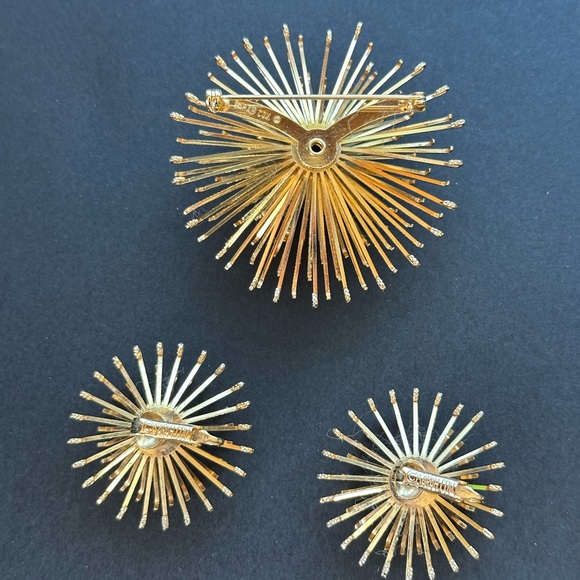 VTG Sarah Coventry Golden Mum Topaz Atomic Starburst Brooch & Clip Earrings Set - Picture 2 of 9